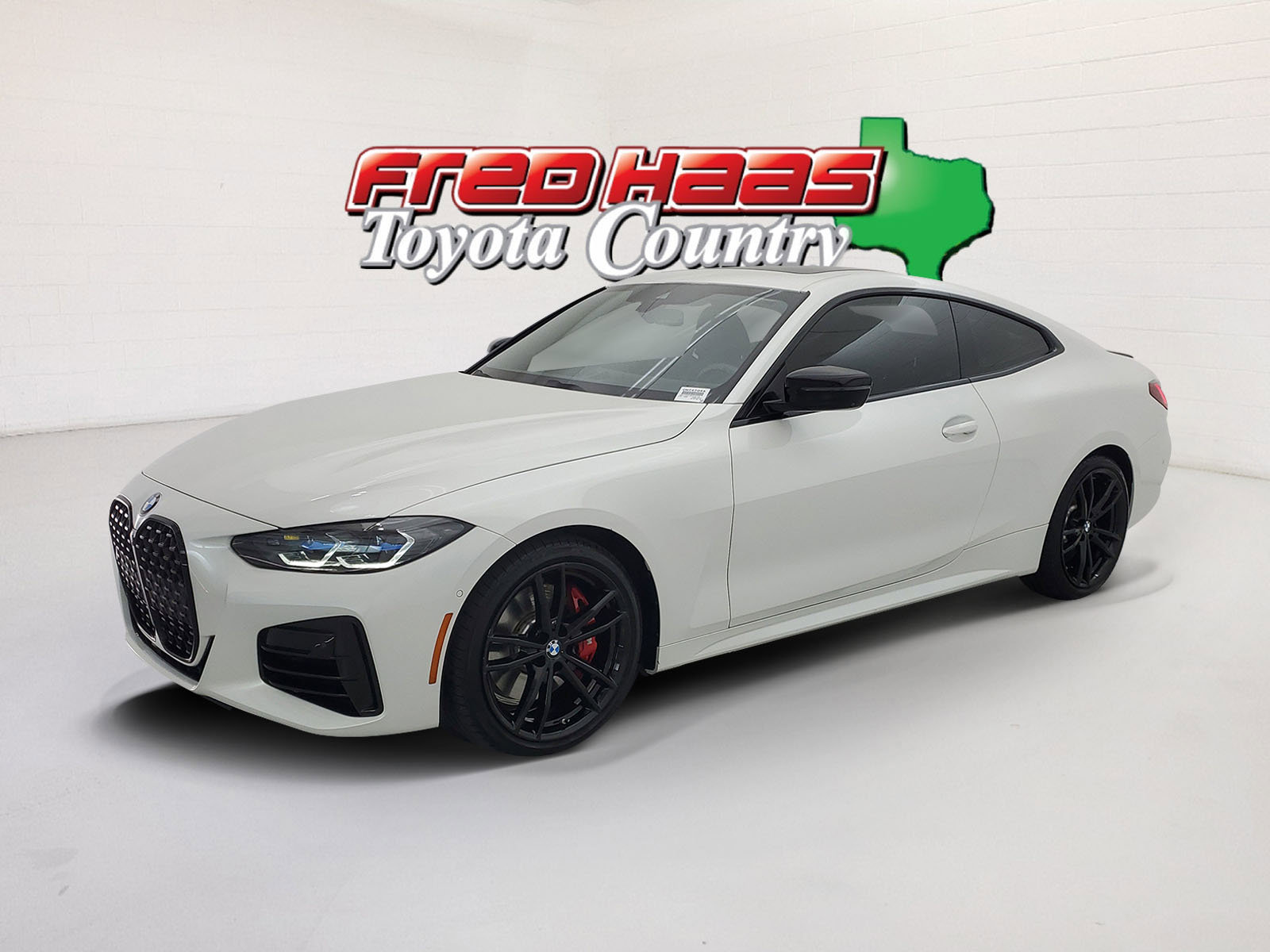 2024 BMW 4 Series M440i's photo