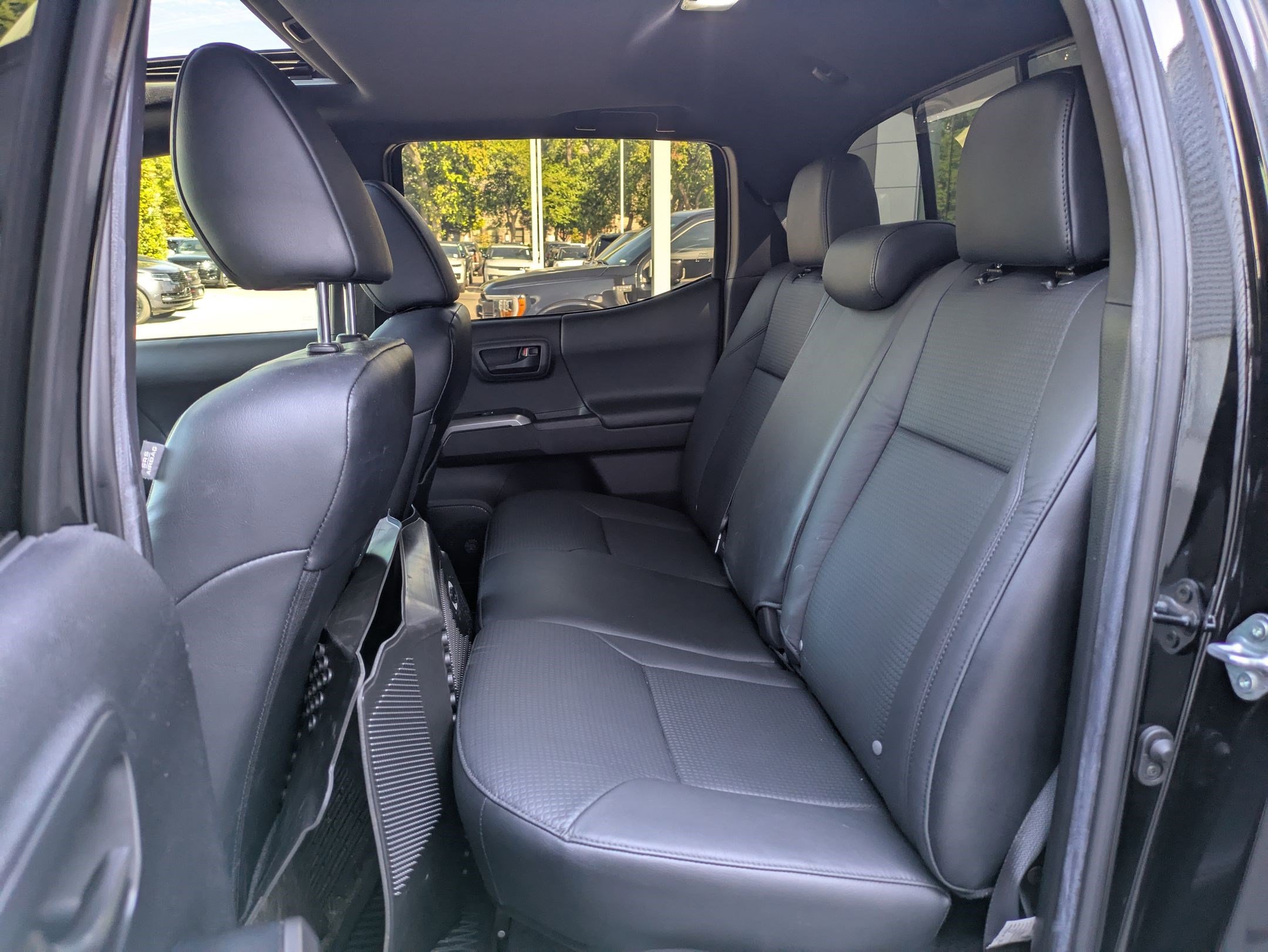 2023 Toyota Tacoma Limited photo 27
