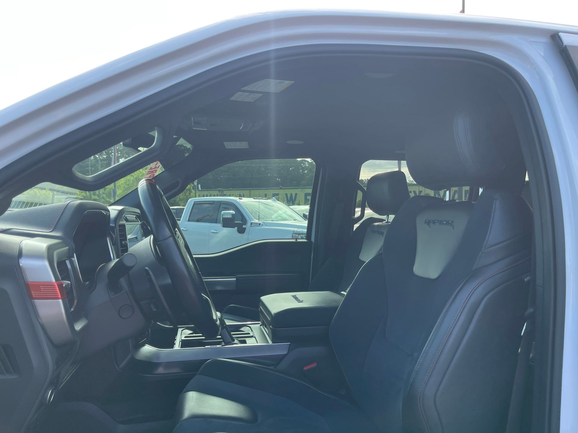 2022 Ford F-150 Raptor photo 15