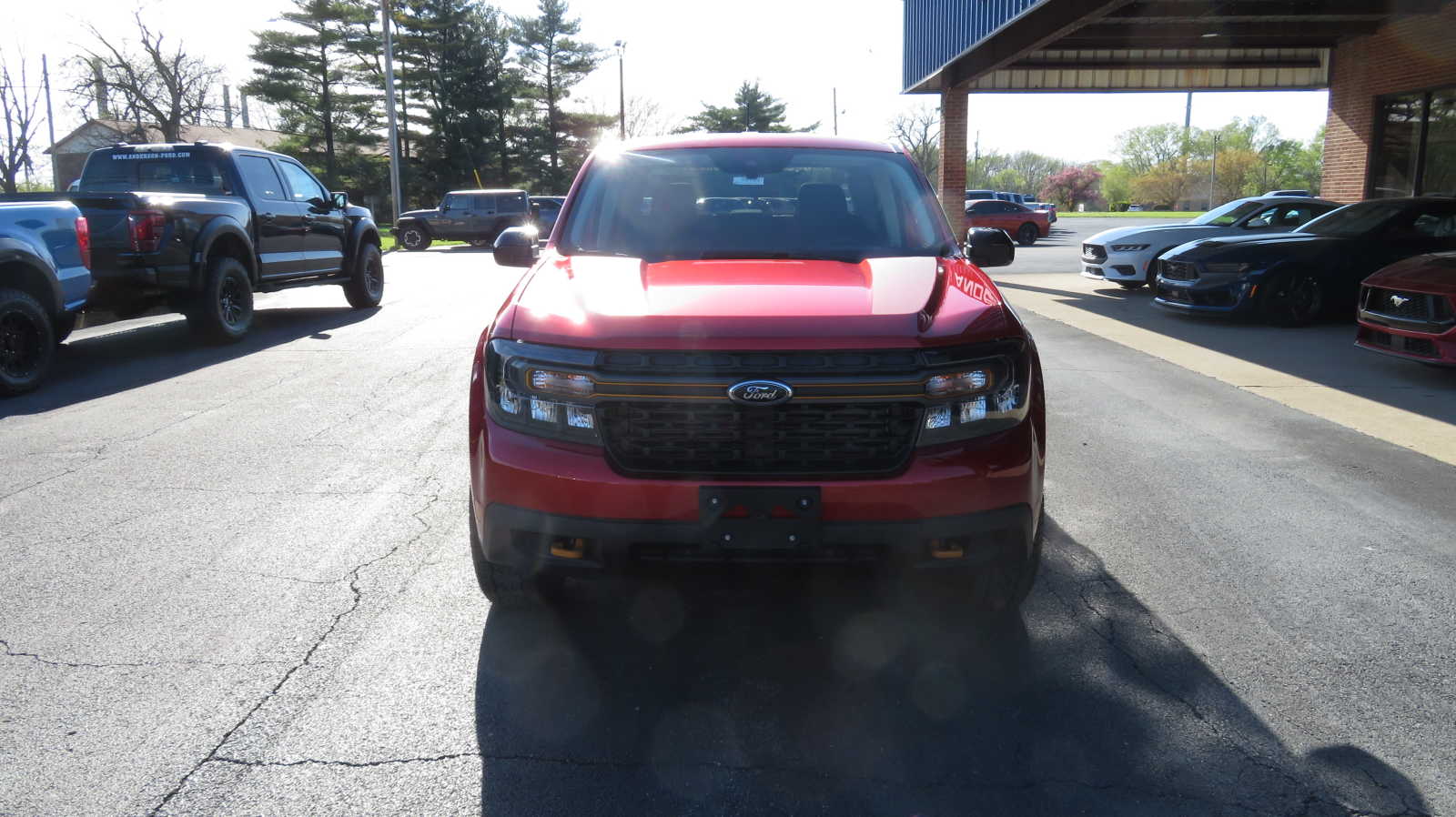 2024 Ford Maverick XLT photo 2