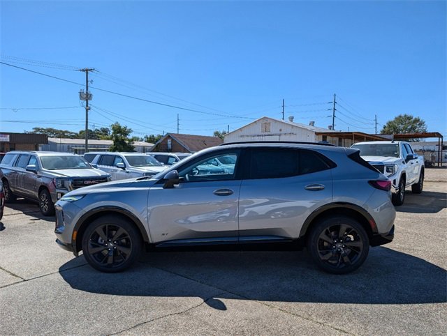 2024 Buick Envision Sport Touring photo 8