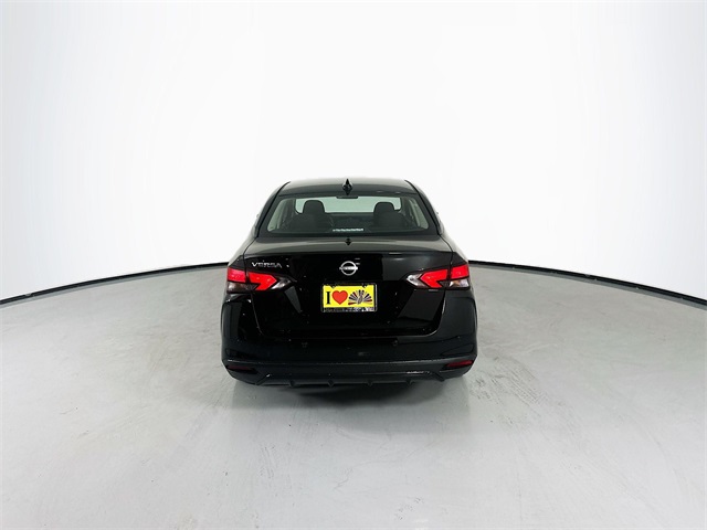 2025 Nissan Versa SV photo 6