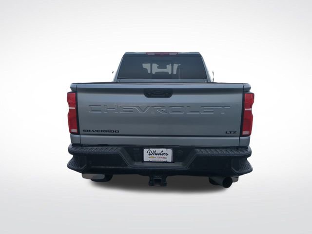 2025 Chevrolet Silverado 2500HD LTZ photo 4