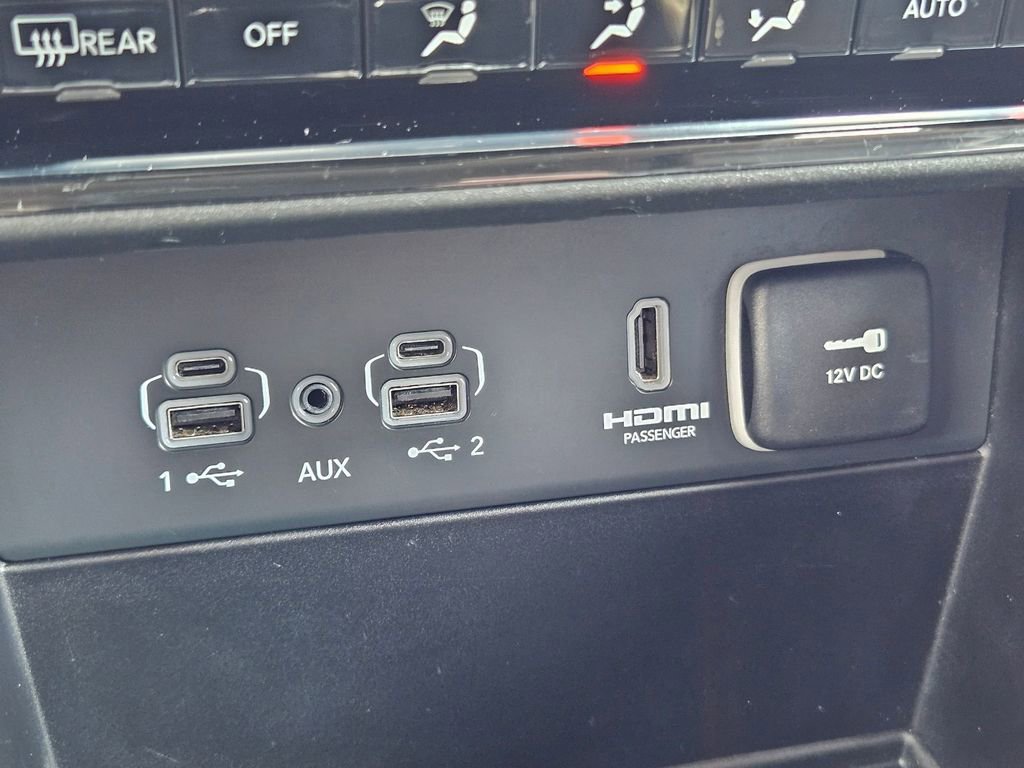 2023 Jeep Cherokee Base photo 22