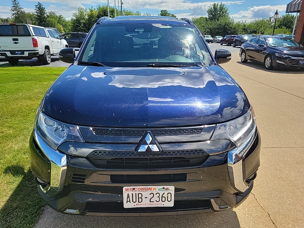 Used 2020 Mitsubishi Outlander LE with VIN JA4AZ3A3XLZ037488 for sale in Monroe, WI