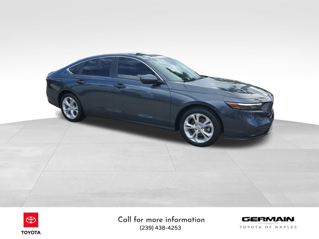 2023 Honda Accord LX photo 4