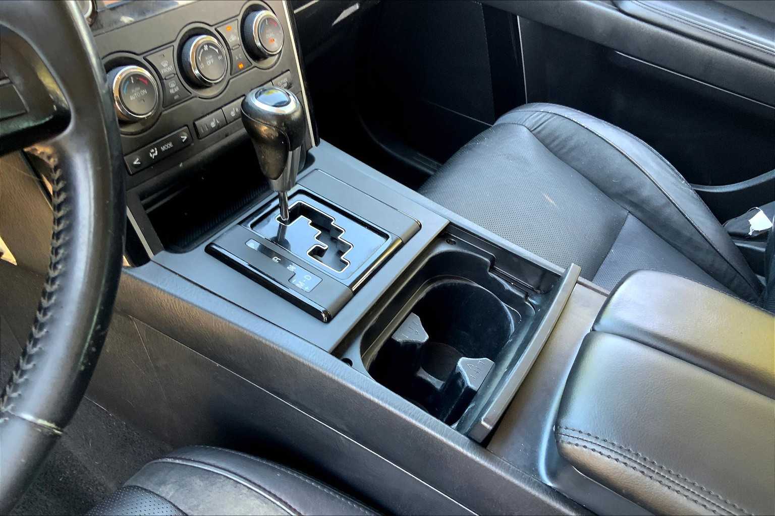 2014 Mazda CX-9 Touring photo 16