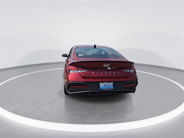 2025 Hyundai Elantra SEL Sport photo 7