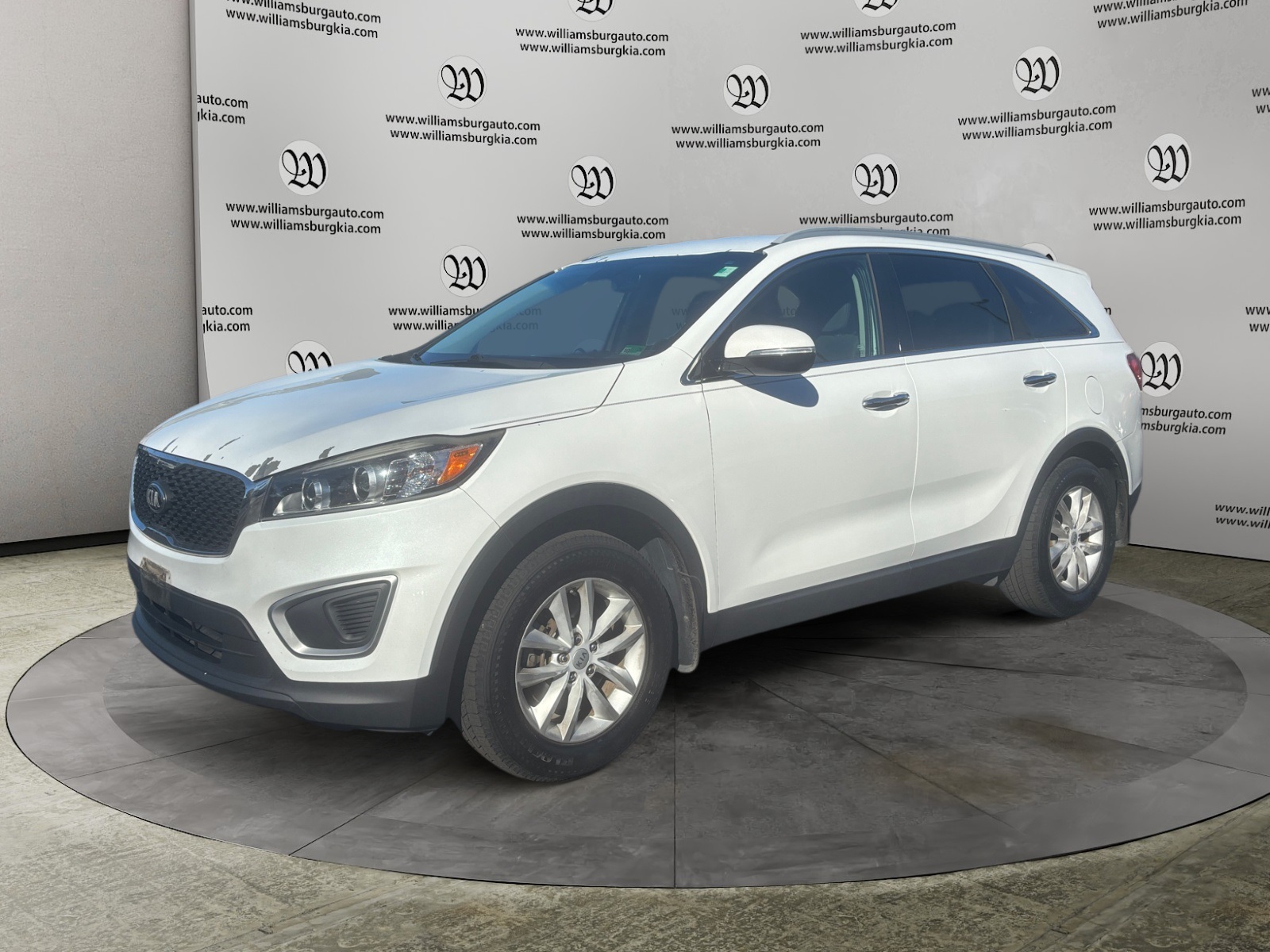 2016 Kia Sorento LX's photo