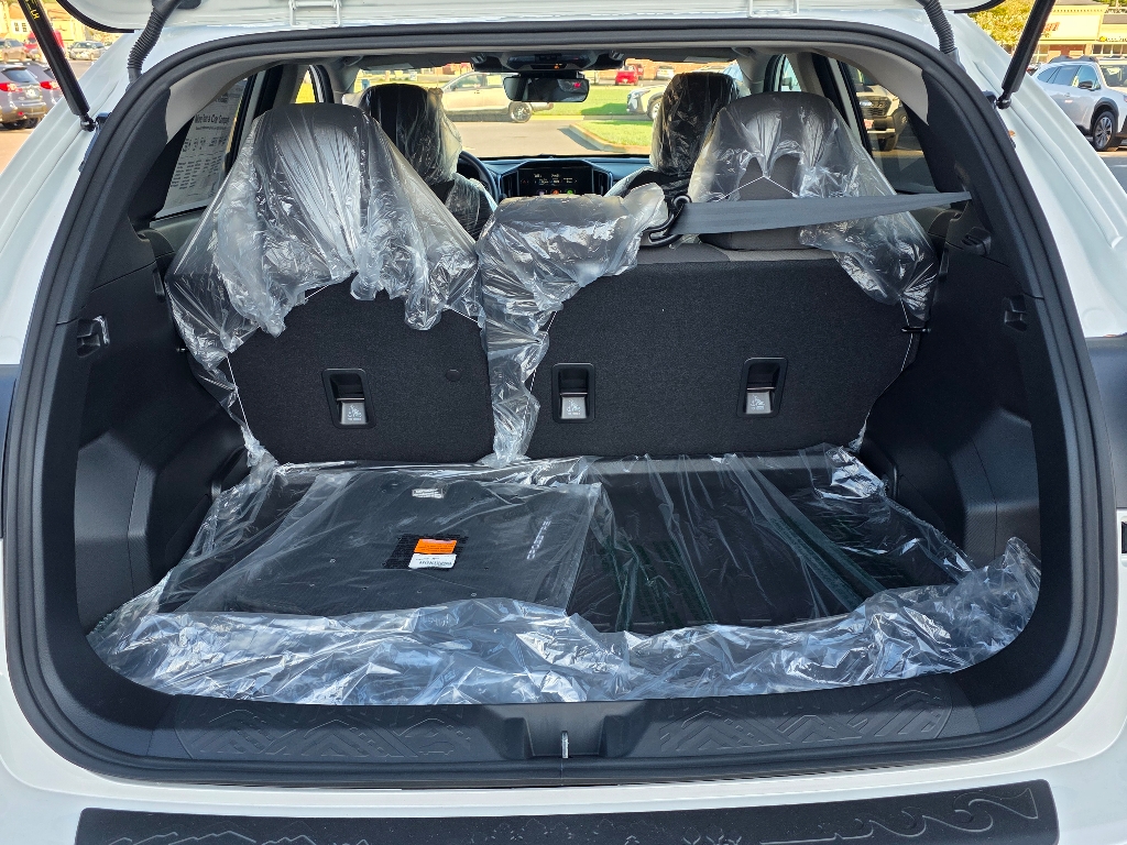 2025 Subaru Crosstrek Premium photo 4
