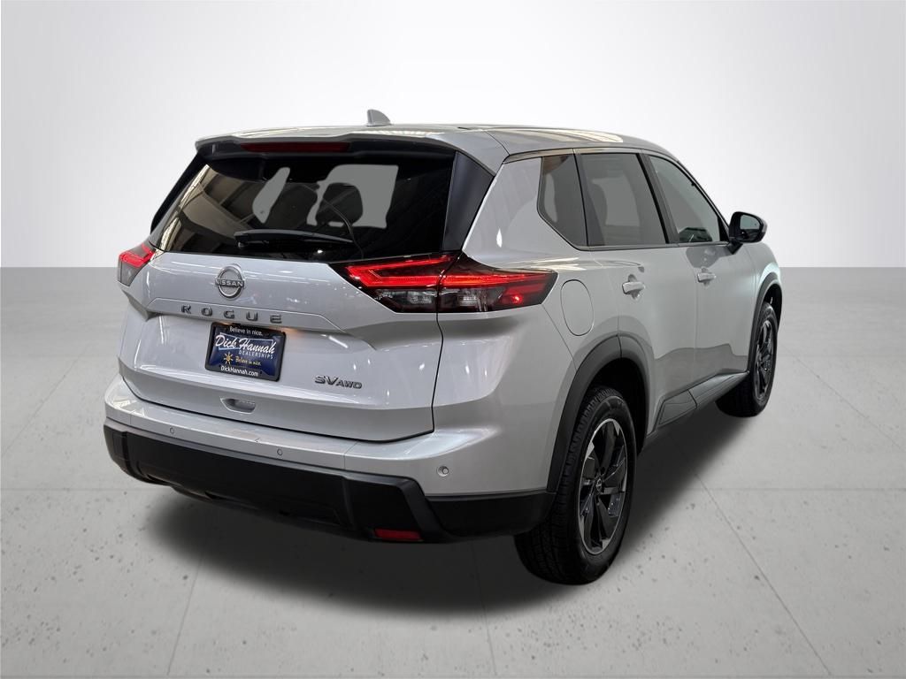 2024 Nissan Rogue SV photo 6