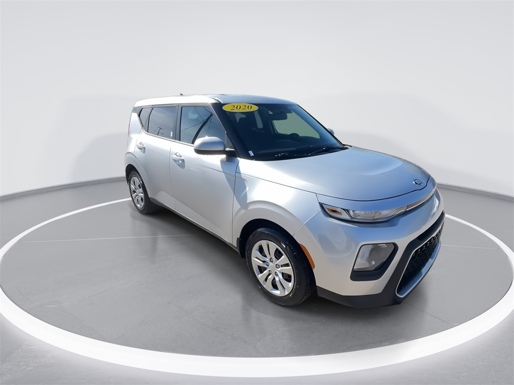 2020 Kia Soul LX photo 2