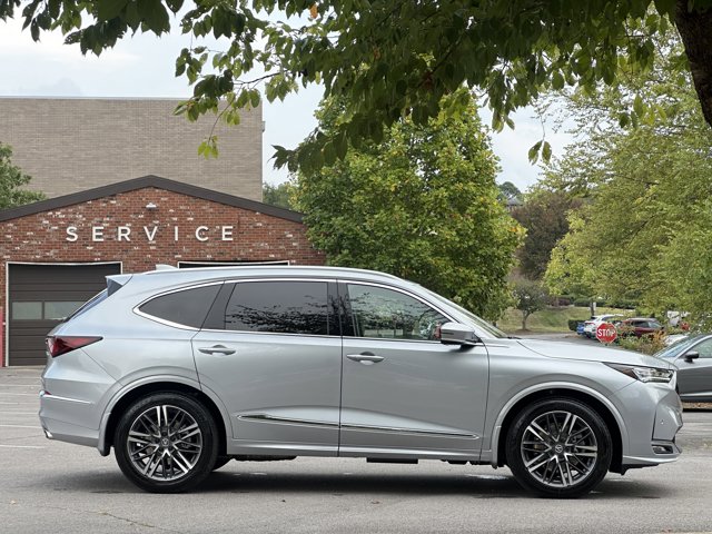 2025 Acura MDX Advance SH-AWD photo 2