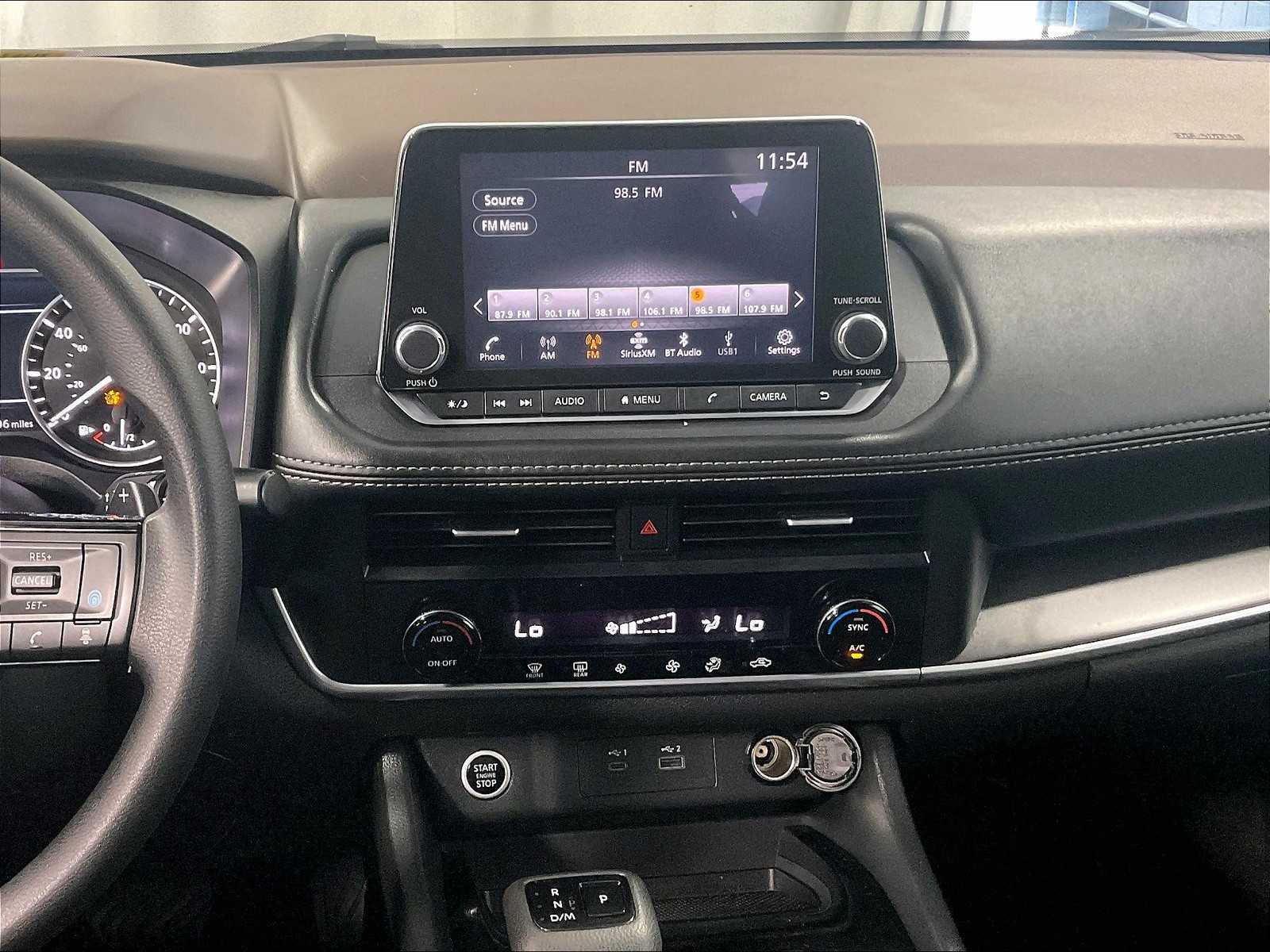 2023 Nissan Rogue SV photo 14