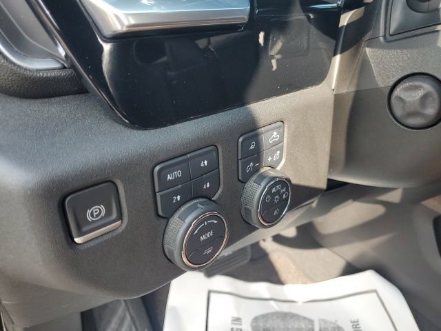 2023 Chevrolet Silverado 1500 High Country photo 19