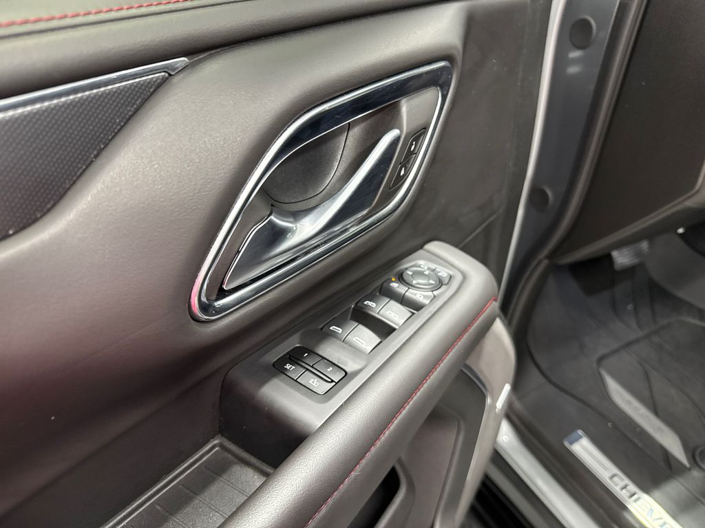 2024 Chevrolet Tahoe RST photo 12