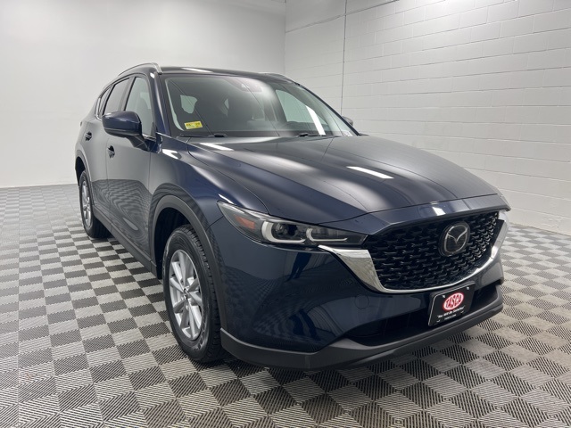 2023 Mazda CX-5 S Preferred package's photo