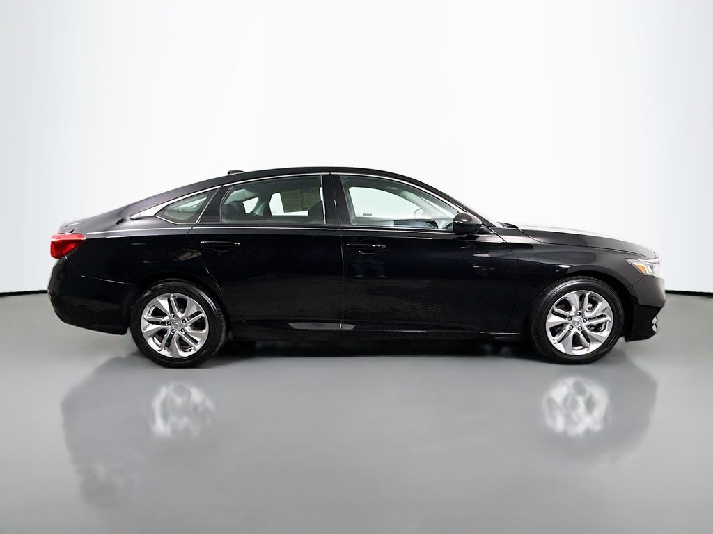 2019 Honda Accord LX 1.5T photo 8