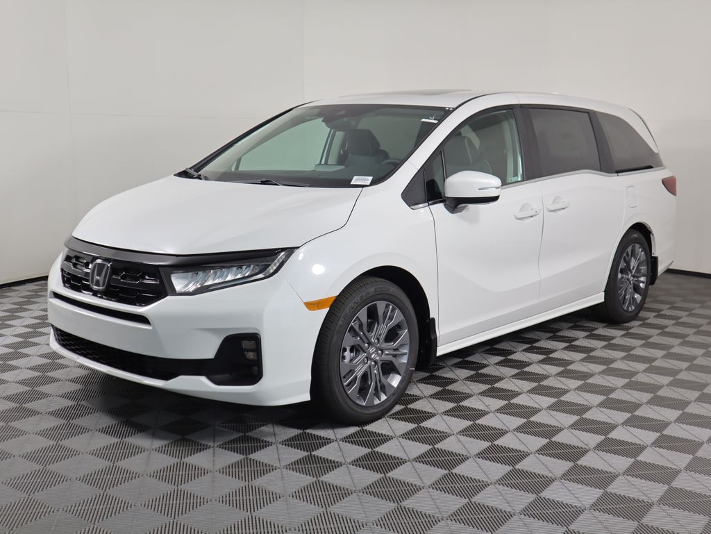 2026 Honda Odyssey Touring's photo