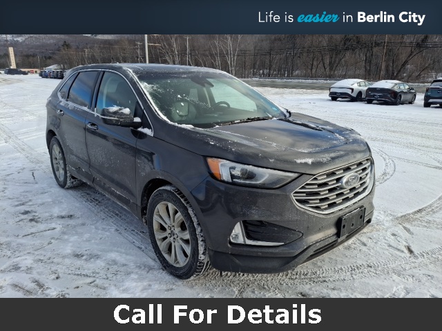 2020 Ford Edge Titanium's photo