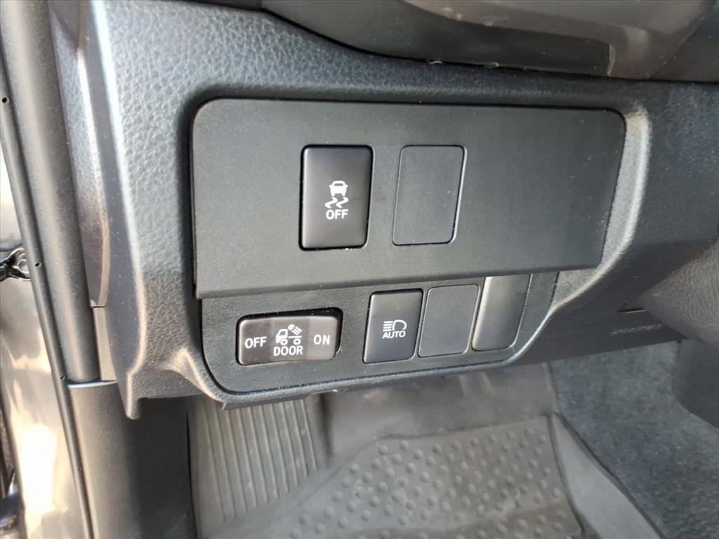 2023 Toyota Tacoma SR5 V6 photo 10