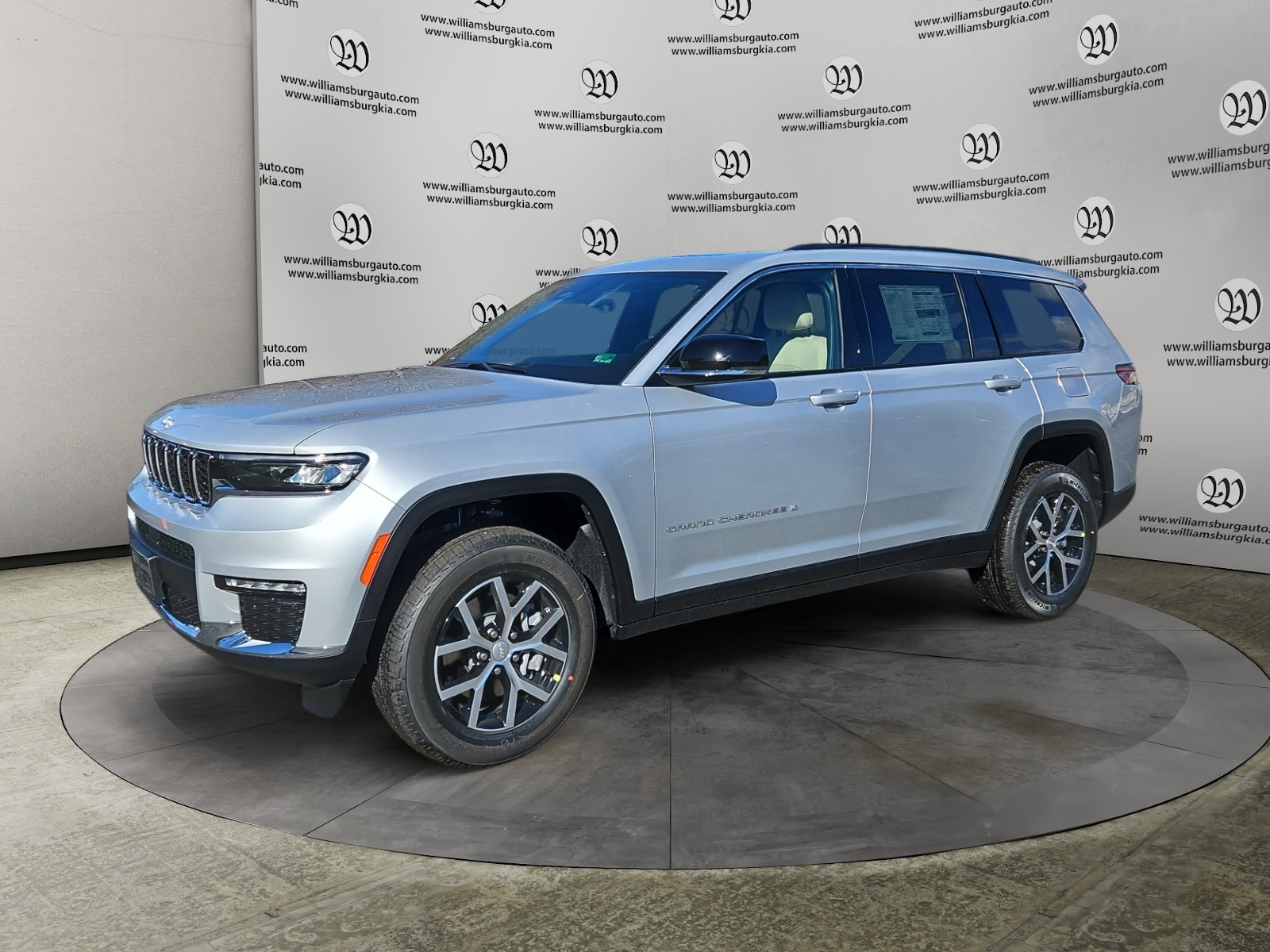 2025 Jeep Grand Cherokee L Limited's photo