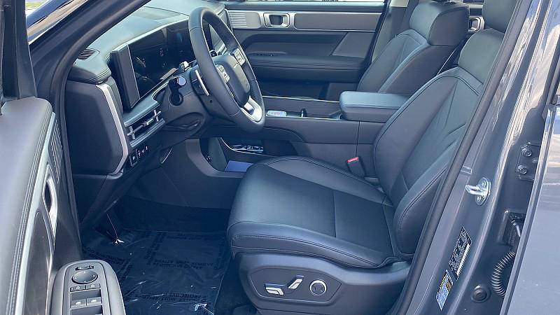 2026 Hyundai Santa Fe SEL photo 40