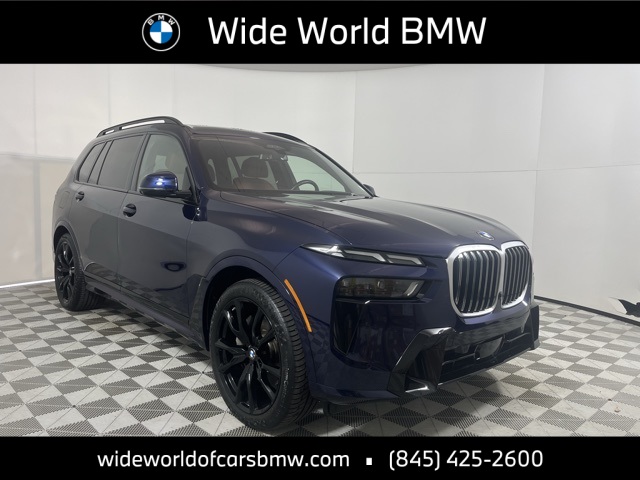 2024 BMW X7 40i's photo