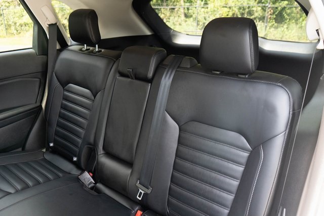 2024 Ford Edge SEL photo 16