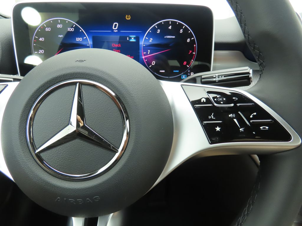 2025 Mercedes Benz C 300 4MATIC photo 13
