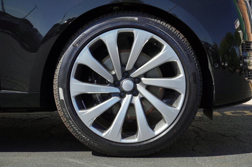 2025 LAND ROVER RANGE ROVER - Image 6