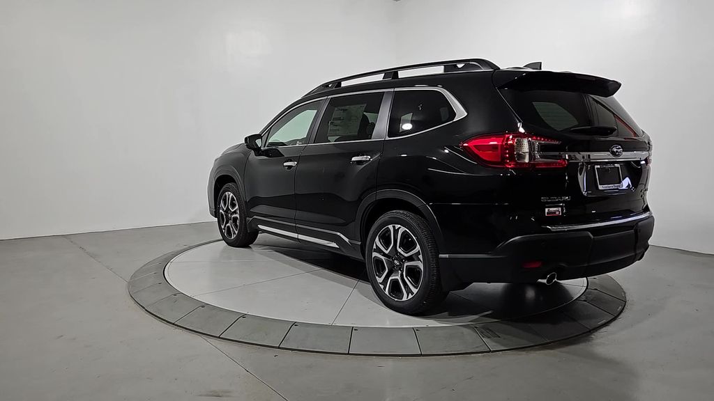 2025 Subaru Ascent Touring photo 3