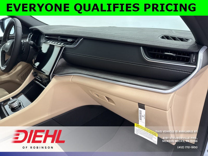 2025 Jeep Grand Cherokee Limited photo 4