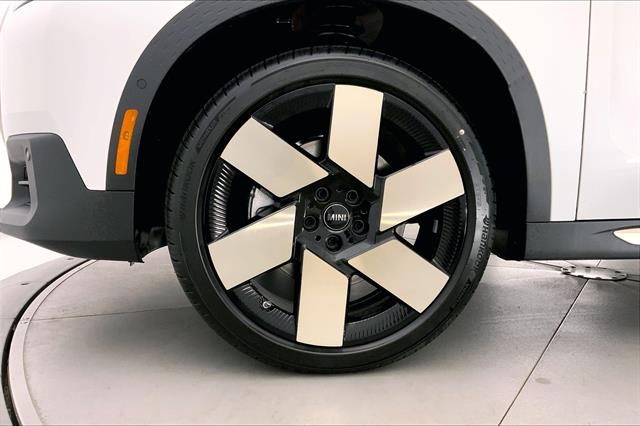 2025 Mini Countryman S ALL4 Iconic photo 9