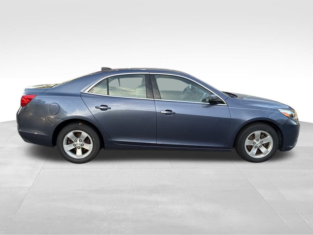 2015 Chevrolet Malibu LS photo 6