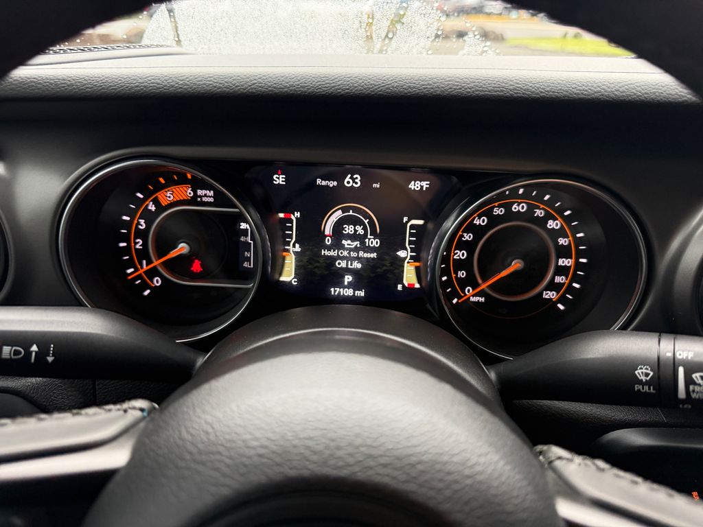 2022 Jeep Gladiator Sport photo 14