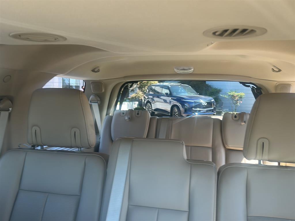 2017 Ford Expedition Limited photo 4
