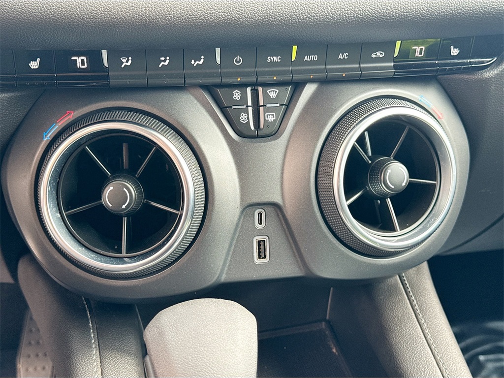 2022 Chevrolet Blazer 2LT photo 17