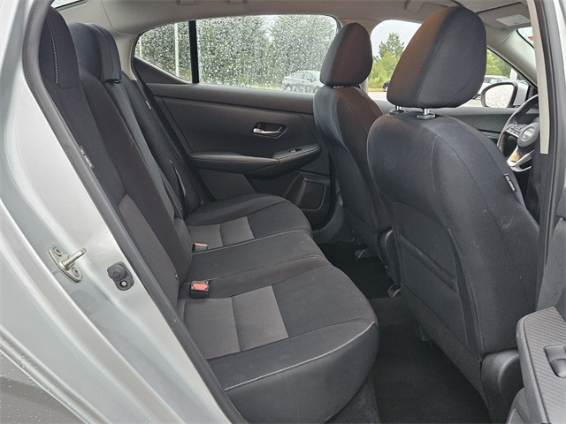 2020 Nissan Sentra SV photo 14