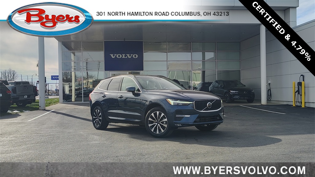 2023 Volvo XC60 Core's photo