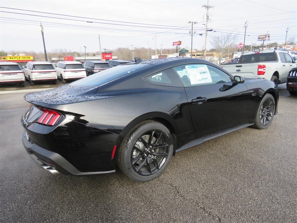 2025 Ford Mustang GT photo 4