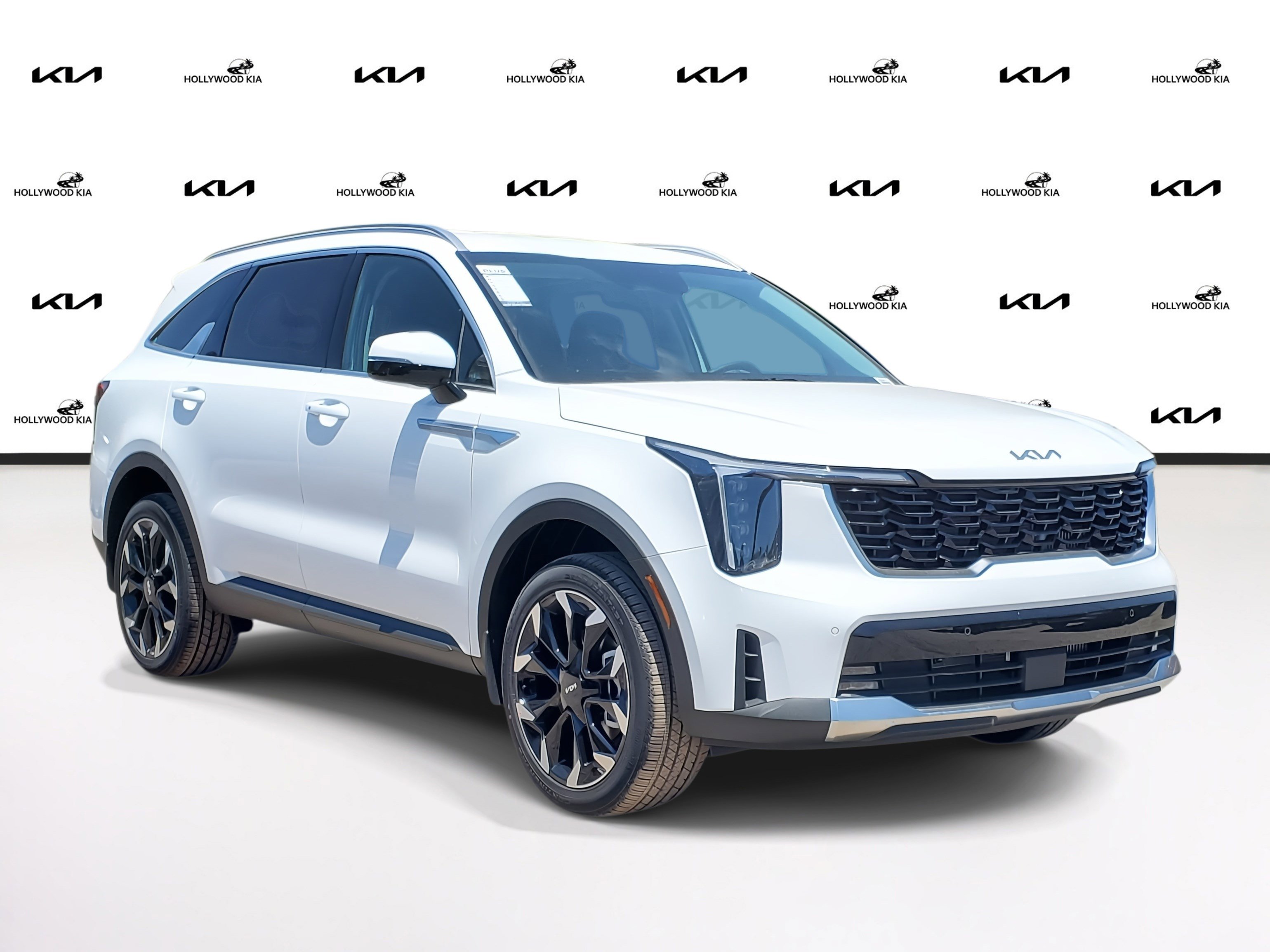 2025 Kia Sorento SX photo 2