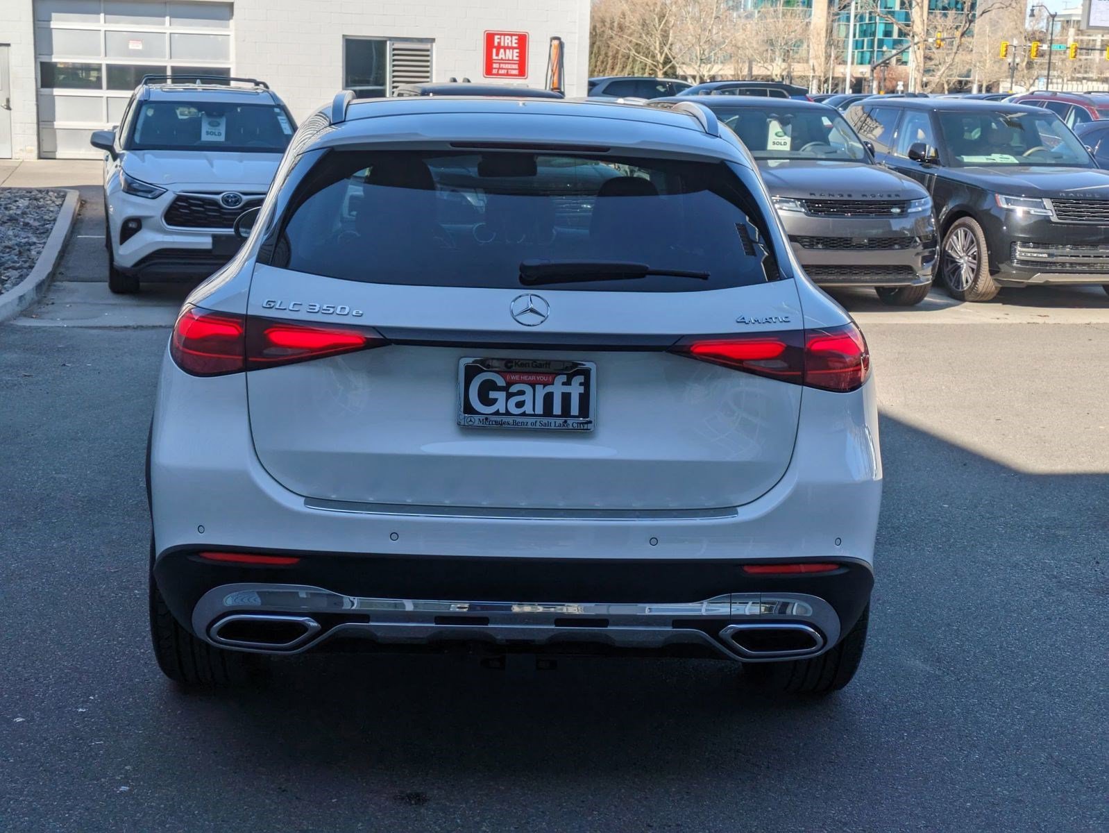 2025 Mercedes Benz GLC 350e 4MATIC photo 4