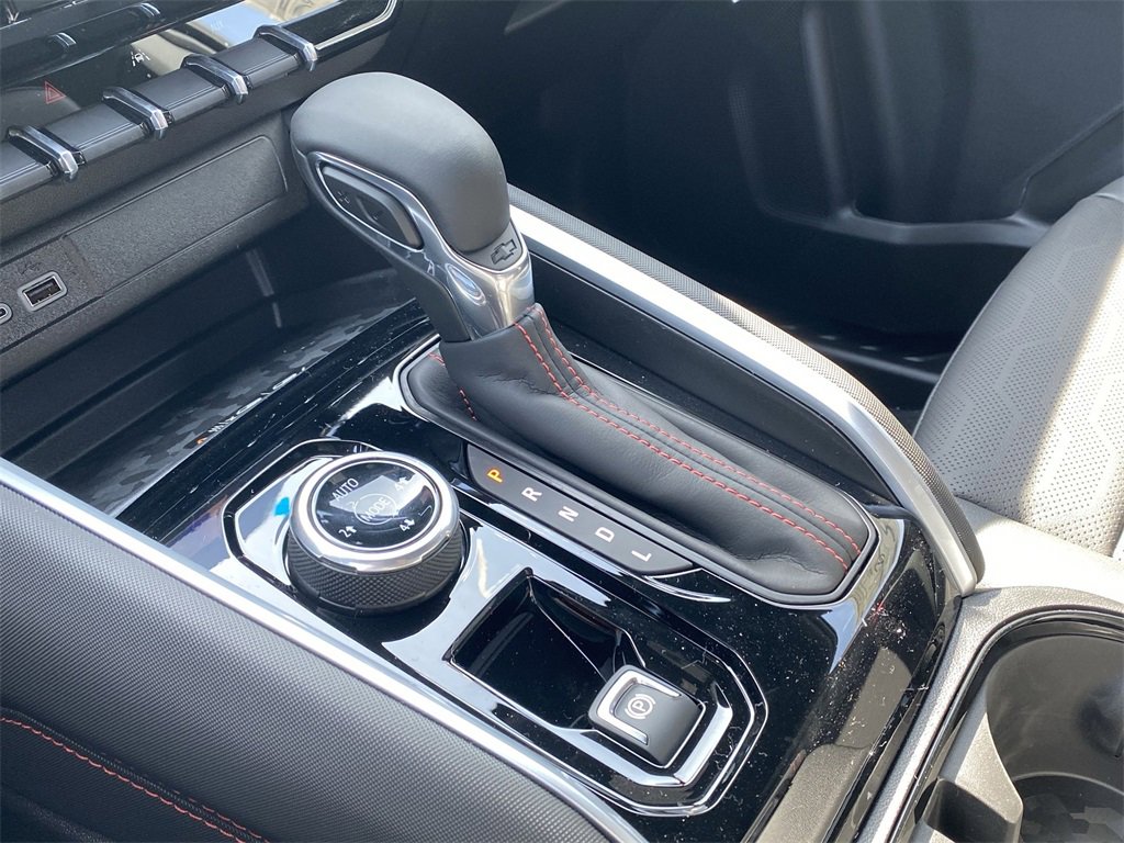 2025 Chevrolet Colorado Z71 photo 22