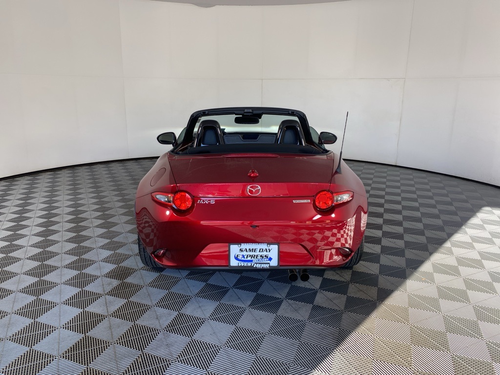 2022 Mazda MX-5 Miata Miata Grand Touring photo 8