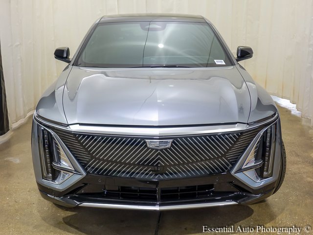 2025 Cadillac Lyriq Luxury photo 4