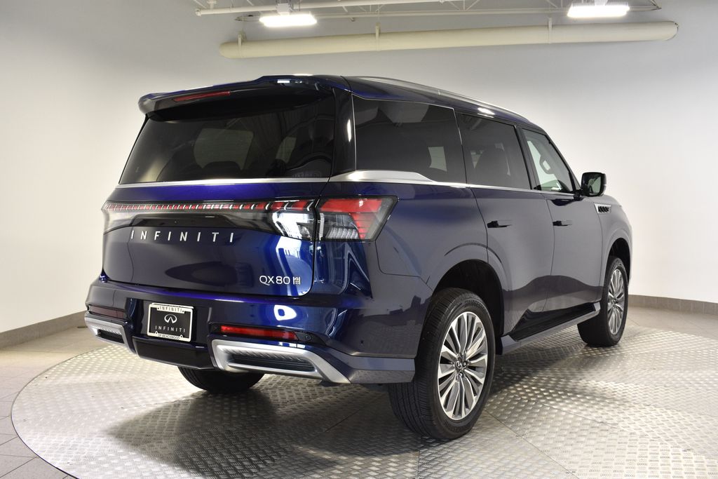 2025 Infiniti QX80 Luxe photo 3