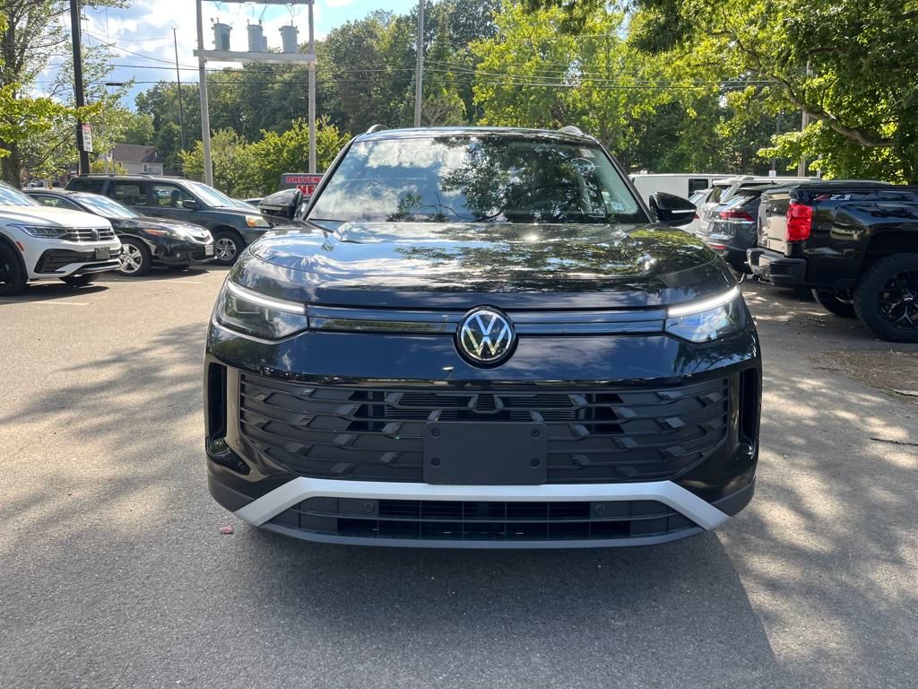 2025 Volkswagen Tiguan S photo 3