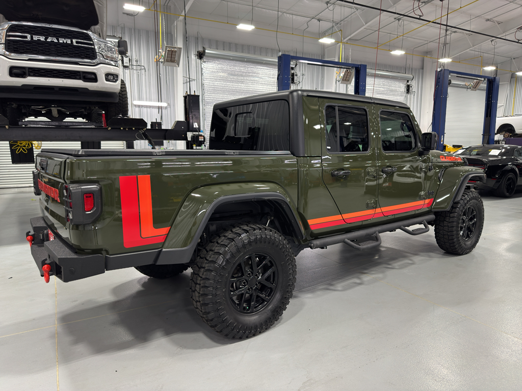 2023 Jeep Gladiator Sport S photo 6