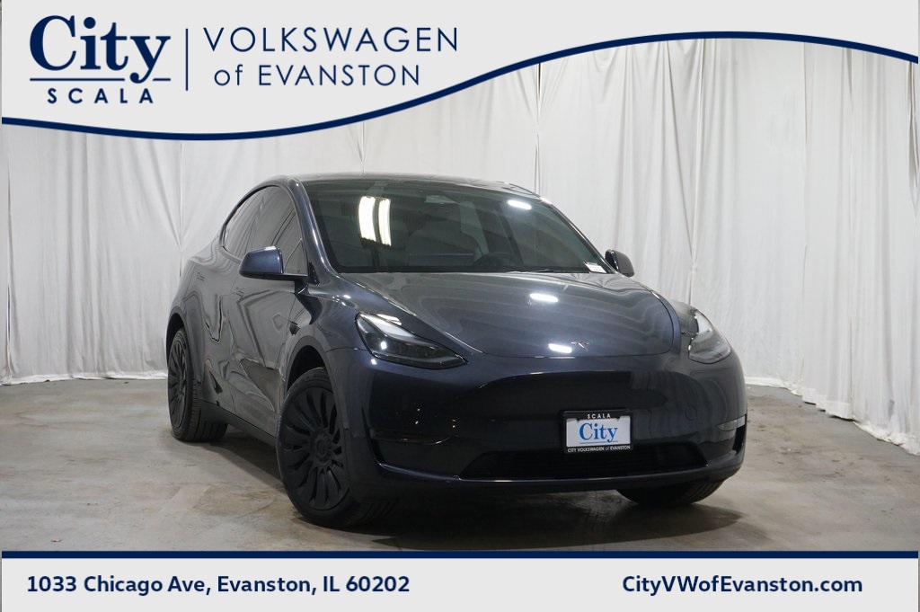 2024 Tesla Model Y Long Range's photo